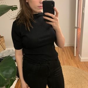 Uniqlo Ribbbed Mockneck